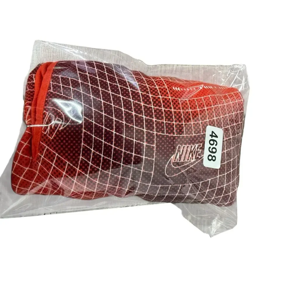 Nike Sportswear Boy (Kids) Picante Red AOP Club Fleece Shorts (DX5121-633) L‎ 12